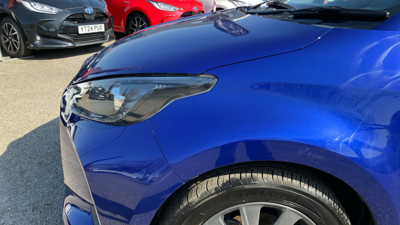 Toyota Yaris 1.5 Hybrid Icon 5dr CVT Hybrid Hatchback